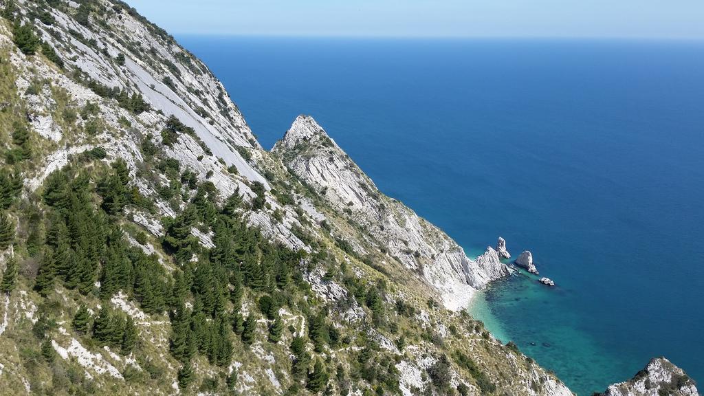 A Due Passi Dal Mare B&B Numana Buitenkant foto