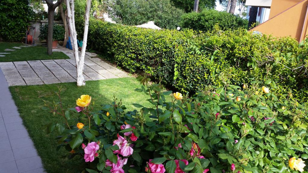 A Due Passi Dal Mare B&B Numana Buitenkant foto