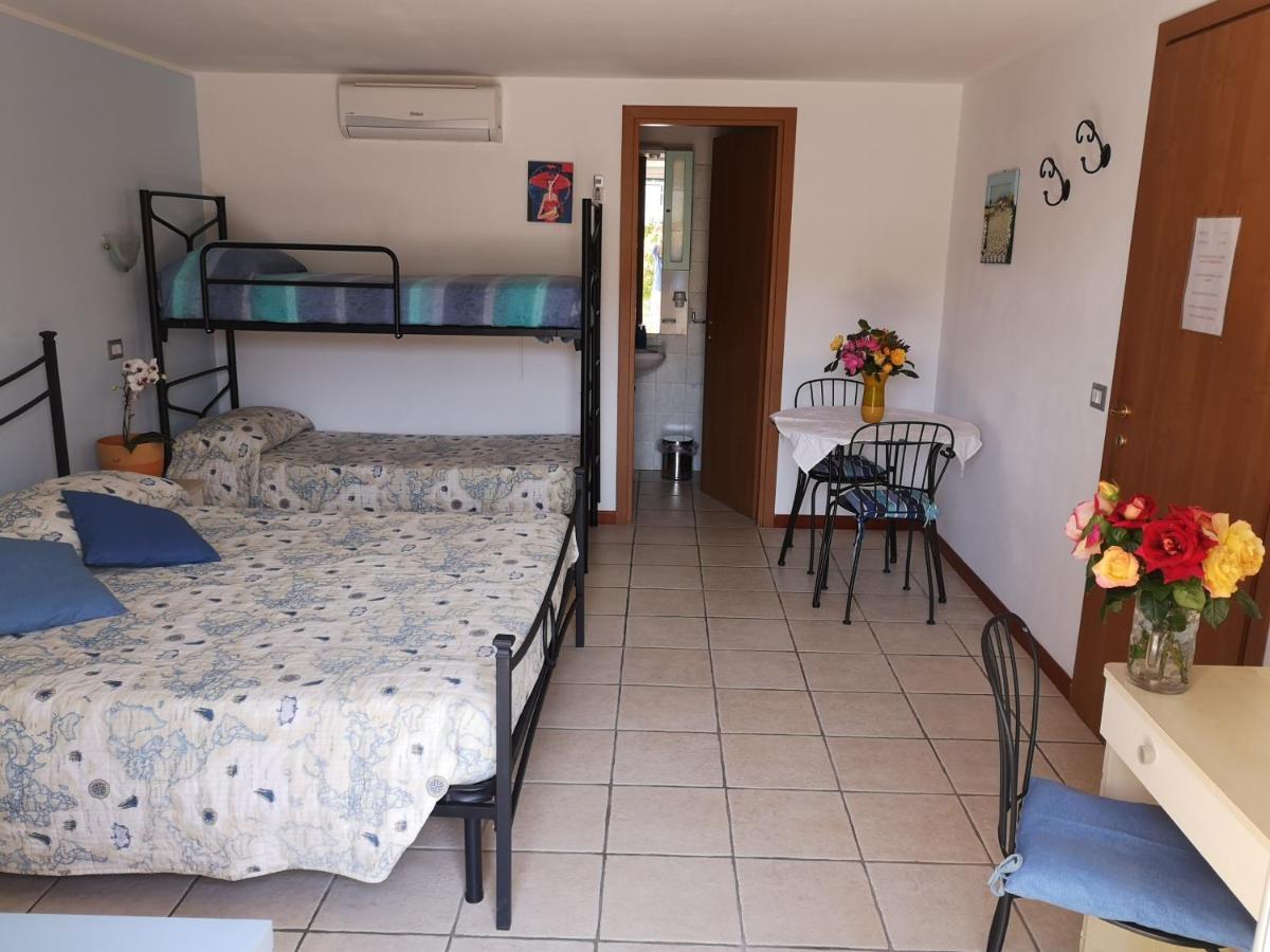 A Due Passi Dal Mare B&B Numana Buitenkant foto